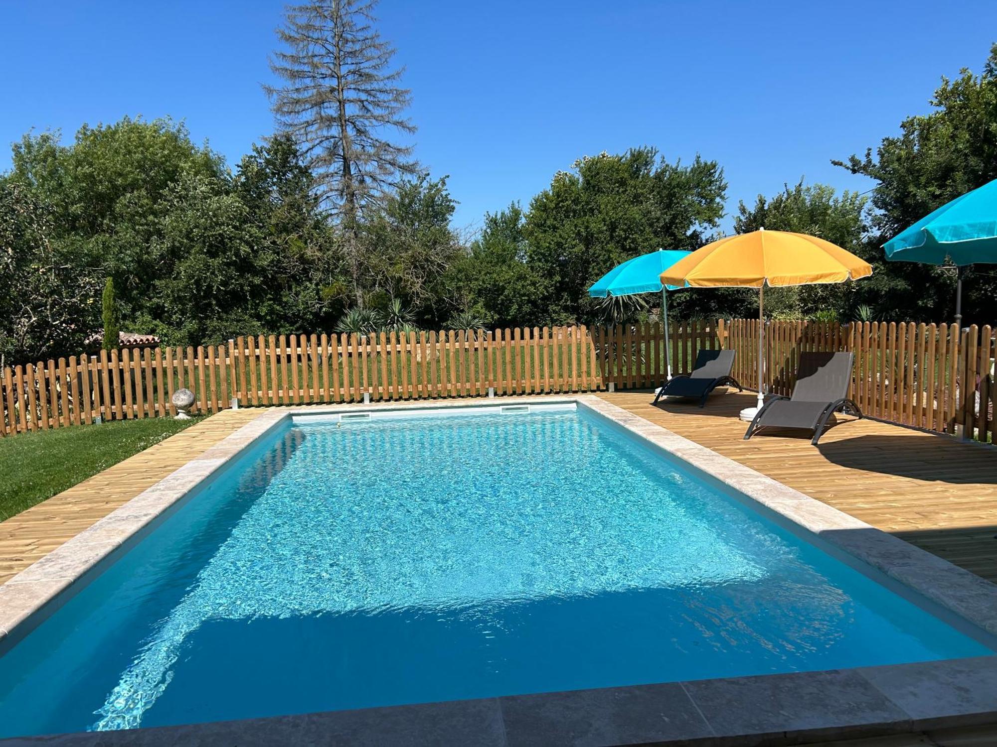 Maison D'Hotes "La Clef Des Champs" Piscine Ortance Sajas Kültér fotó